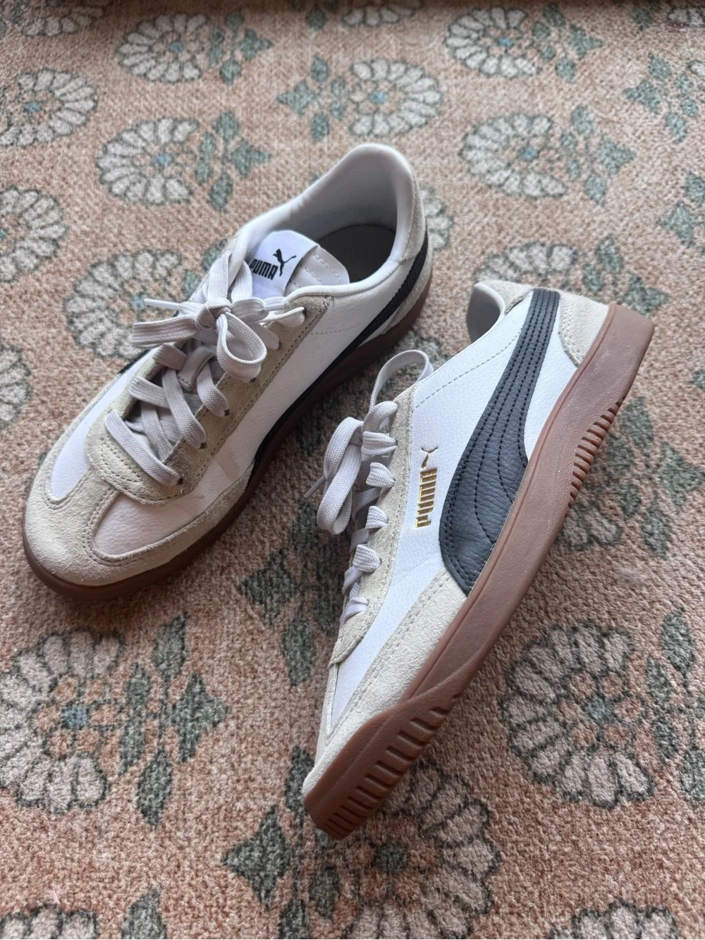 Puma Club Era Black & Gum Retro Court Sneakers women’s size 8.5